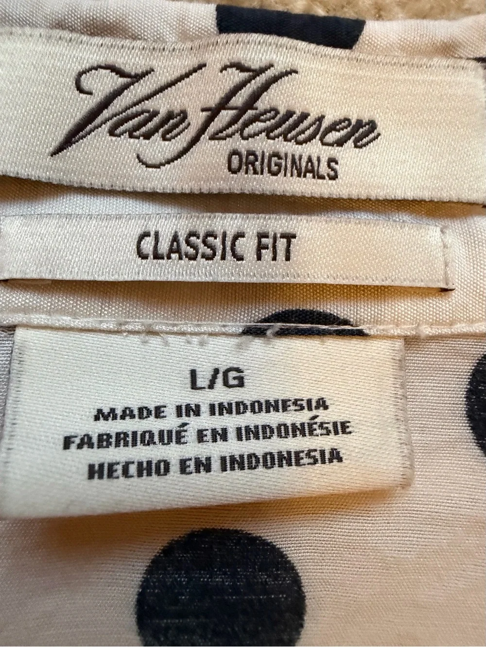 NWOT White Button-Up Shirt with Black Polka Dots - Picture 7 of 8